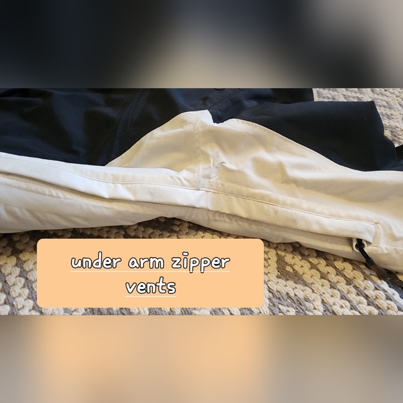 Salomon Ski Jacket size L - Picture 16 of 16